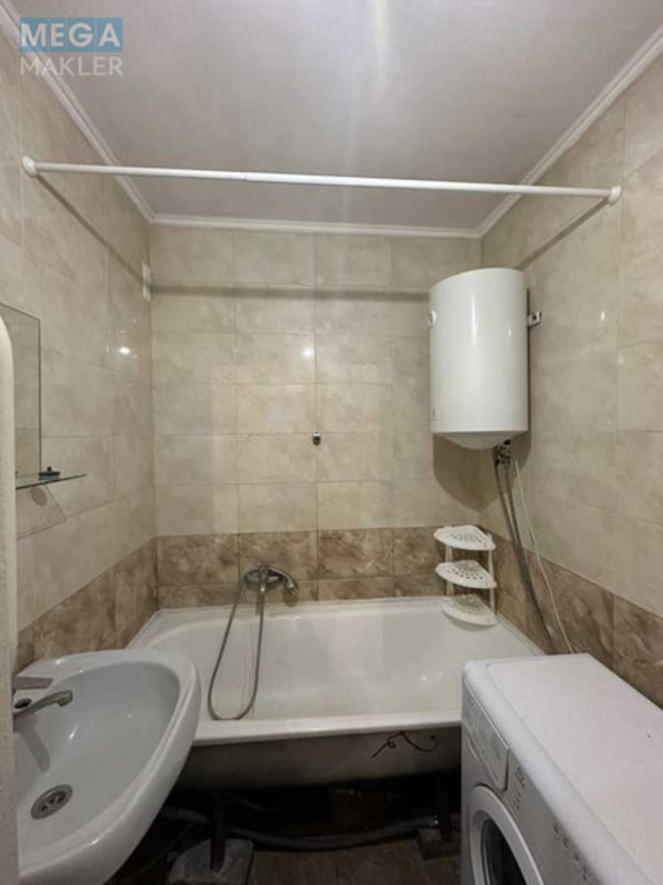 Оренда 2 кімнатної квартири, <a class="location-link" href="/kiev/" title="Недвижимость Київ">Київ</a>, <a class="location-link" href="/kiev/podolskij/" title="Недвижимость Подільський район">Подільський р-н</a>, Вітряні Гори вул., 17 (изображение 11)