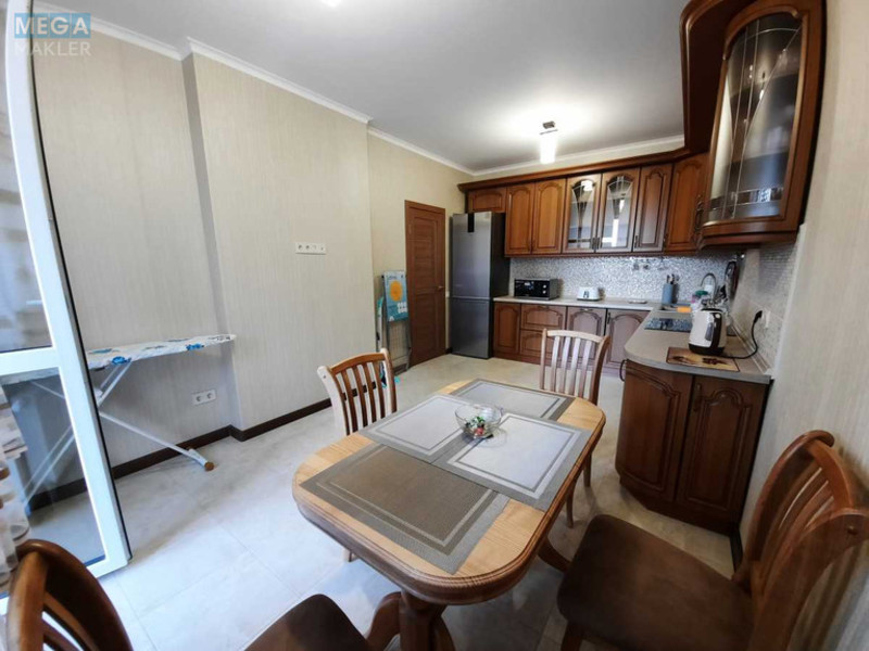 Оренда 2 кімнатної квартири, <a class="location-link" href="/kiev/" title="Недвижимость Київ">Київ</a>, <a class="location-link" href="/kiev/darnickij/" title="Недвижимость Дарницький район">Дарницький р-н</a>, Ревуцького вул., 40в (изображение 8)