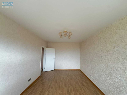 Продаж 2 кімнатної квартири (66/31/12), 16 пов. 16 пов. будинку, <a class="location-link" href="/kiev/" title="Недвижимость Київ">Київ</a>, <a class="location-link" href="/kiev/goloseevskij/" title="Недвижимость Голосіївський район">Голосіївський р-н</a>, Михайла Максимовича вул., 9в (изображение 8)