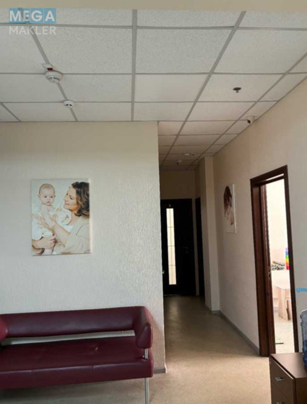 Оренда комерційної нерухомості, 16&nbsp;кв.м, <a class="location-link" href="/kiev/" title="Недвижимость Київ">Київ</a>, <a class="location-link" href="/kiev/dneprovskij/" title="Недвижимость Дніпровський район">Дніпровський р-н</a>, Дніпровська наб., 1 (изображение 10)