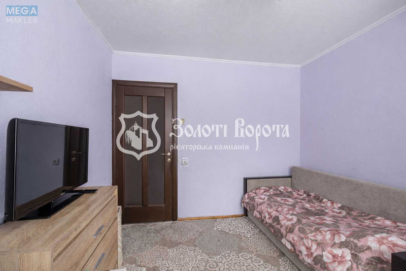 Продаж 2 кімнатної квартири (47/27/8), 2 пов. 16 пов. будинку, <a class="location-link" href="/kiev/" title="Недвижимость Київ">Київ</a>, <a class="location-link" href="/kiev/svyatoshinskij/" title="Недвижимость Святошинський район">Святошинський р-н</a>, Академіка Булаховського вул., 42/43 (изображение 6)