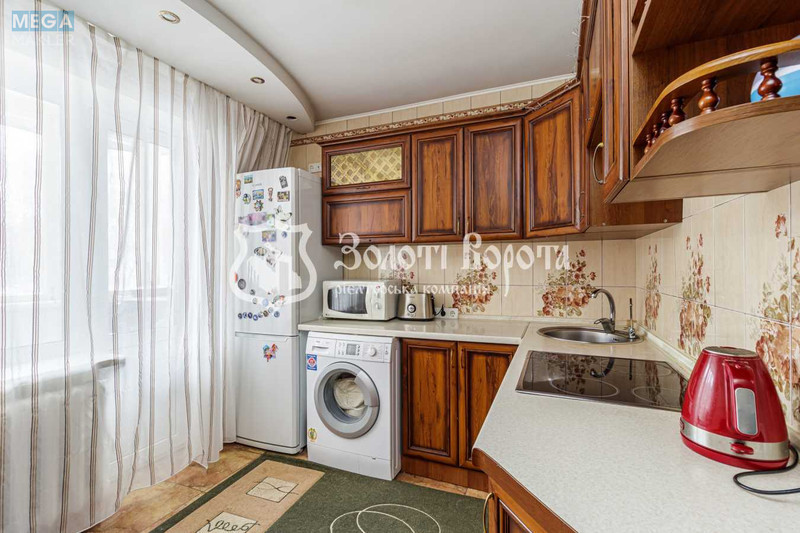 Продаж 2 кімнатної квартири (47/27/8), 2 пов. 16 пов. будинку, <a class="location-link" href="/kiev/" title="Недвижимость Київ">Київ</a>, <a class="location-link" href="/kiev/svyatoshinskij/" title="Недвижимость Святошинський район">Святошинський р-н</a>, Академіка Булаховського вул., 42/43 (изображение 10)