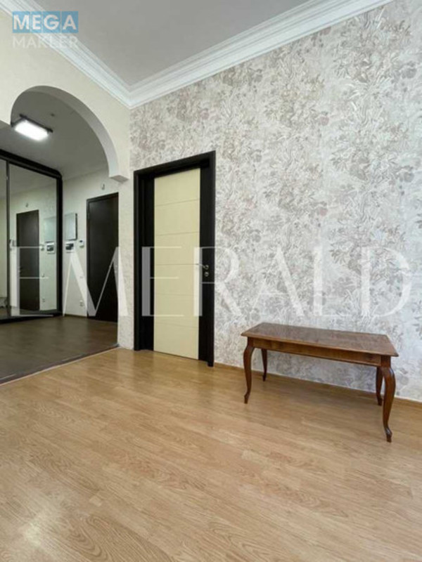 Продаж 3 кімнатної квартири (94/59/14), 3 пов. 5 пов. будинку, <a class="location-link" href="/kiev/" title="Недвижимость Київ">Київ</a>, <a class="location-link" href="/kiev/shevchenkovskij/" title="Недвижимость Шевченківський район">Шевченківський р-н</a>, Довнар-Запольского ул., 4 (изображение 4)