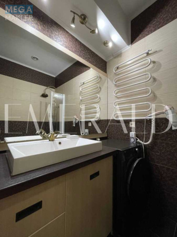 Продаж 3 кімнатної квартири (94/59/14), 3 пов. 5 пов. будинку, <a class="location-link" href="/kiev/" title="Недвижимость Київ">Київ</a>, <a class="location-link" href="/kiev/shevchenkovskij/" title="Недвижимость Шевченківський район">Шевченківський р-н</a>, Довнар-Запольского ул., 4 (изображение 10)