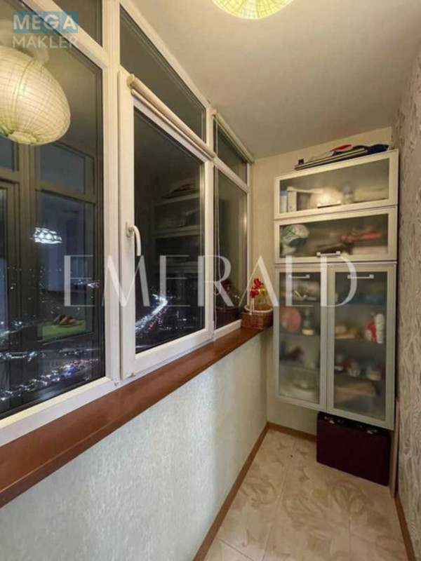 Продаж 3 кімнатної квартири (101,7/61,1/12,5), 18 пов. 20 пов. будинку, <a class="location-link" href="/kiev/" title="Недвижимость Київ">Київ</a>, <a class="location-link" href="/kiev/solomenskij/" title="Недвижимость Солом'янський район">Солом'янський р-н</a>, Вадима Гетьмана ул., 30Б (изображение 25)