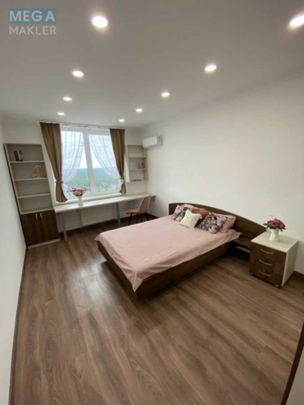 Продаж 4 кімнатної квартири (122/67/23), 25 пов. 26 пов. будинку, <a class="location-link" href="/kiev/" title="Недвижимость Київ">Київ</a>, <a class="location-link" href="/kiev/darnickij/" title="Недвижимость Дарницький район">Дарницький р-н</a>, Харьковское шоссе, 188 (изображение 6)