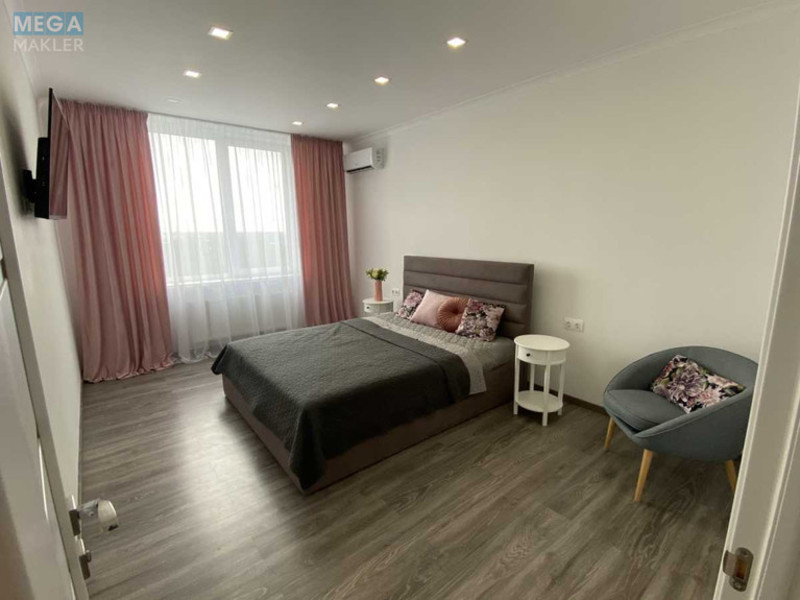 Продаж 4 кімнатної квартири (122/67/23), 25 пов. 26 пов. будинку, <a class="location-link" href="/kiev/" title="Недвижимость Київ">Київ</a>, <a class="location-link" href="/kiev/darnickij/" title="Недвижимость Дарницький район">Дарницький р-н</a>, Харьковское шоссе, 188 (изображение 7)