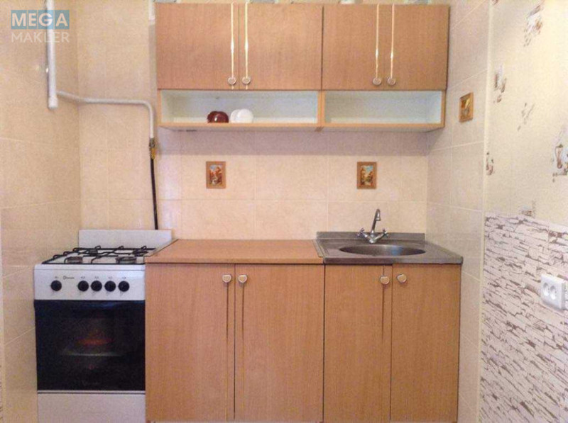 Оренда 2 кімнатної квартири, <a class="location-link" href="/kiev/" title="Недвижимость Київ">Київ</a>, <a class="location-link" href="/kiev/podolskij/" title="Недвижимость Подільський район">Подільський р-н</a>, Краснопольская ул., 21 (изображение 15)