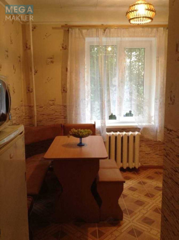 Оренда 2 кімнатної квартири, <a class="location-link" href="/kiev/" title="Недвижимость Київ">Київ</a>, <a class="location-link" href="/kiev/podolskij/" title="Недвижимость Подільський район">Подільський р-н</a>, Краснопольская ул., 21 (изображение 16)