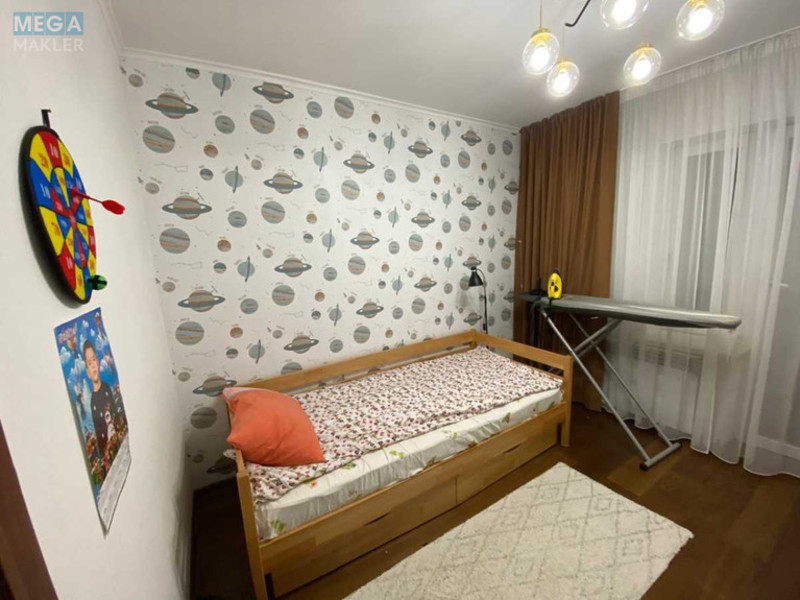 Оренда 3 кімнатної квартири, <a class="location-link" href="/kiev/" title="Недвижимость Київ">Київ</a>, <a class="location-link" href="/kiev/darnickij/" title="Недвижимость Дарницький район">Дарницький р-н</a>, Ревуцького вул., 8 (изображение 8)