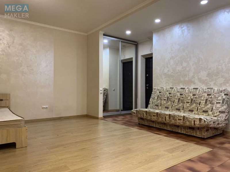 Оренда 1 кімнатної квартири, <a class="location-link" href="/kiev/" title="Недвижимость Київ">Київ</a>, <a class="location-link" href="/kiev/goloseevskij/" title="Недвижимость Голосіївський район">Голосіївський р-н</a>, Михайла Ломоносова вул., 46/1 (изображение 3)