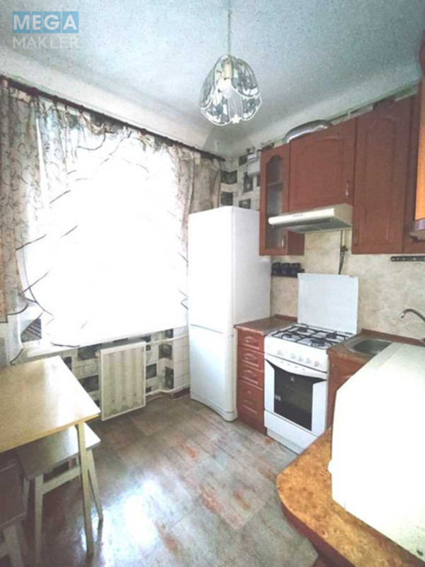 Оренда 1 кімнатної квартири, <a class="location-link" href="/kiev/" title="Недвижимость Київ">Київ</a>, <a class="location-link" href="/kiev/pecherskij/" title="Недвижимость Печерський район">Печерський р-н</a>, Чешская ул., 3 (изображение 3)