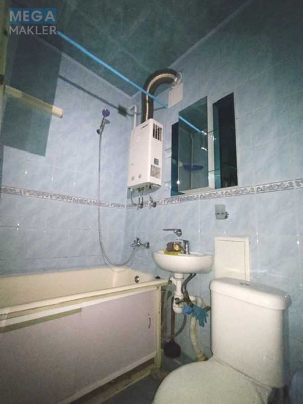 Оренда 1 кімнатної квартири, <a class="location-link" href="/kiev/" title="Недвижимость Київ">Київ</a>, <a class="location-link" href="/kiev/pecherskij/" title="Недвижимость Печерський район">Печерський р-н</a>, Чешская ул., 3 (изображение 7)