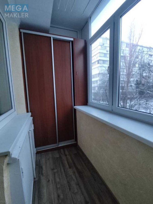 Оренда 1 кімнатної квартири, <a class="location-link" href="/kiev/" title="Недвижимость Київ">Київ</a>, <a class="location-link" href="/kiev/pecherskij/" title="Недвижимость Печерський район">Печерський р-н</a>, Чешская ул., 3 (изображение 8)