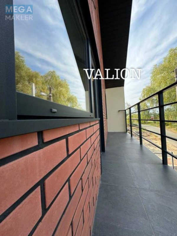 Продаж дома, 2&nbsp;поверху, 105&nbsp;кв.м, 3&nbsp;кімнати, ділянка 2&nbsp;сотки, <a class="location-link" href="/borispol/" title="Недвижимость Бориспіль">Бориспіль</a>, Збанацкого, 1 (изображение 2)