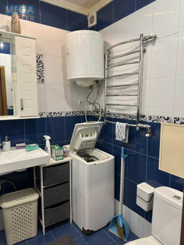 Оренда 3 кімнатної квартири, <a class="location-link" href="/kiev/" title="Недвижимость Київ">Київ</a>, <a class="location-link" href="/kiev/solomenskij/" title="Недвижимость Солом'янський район">Солом'янський р-н</a>, Искровская ул., 22 (изображение 9)