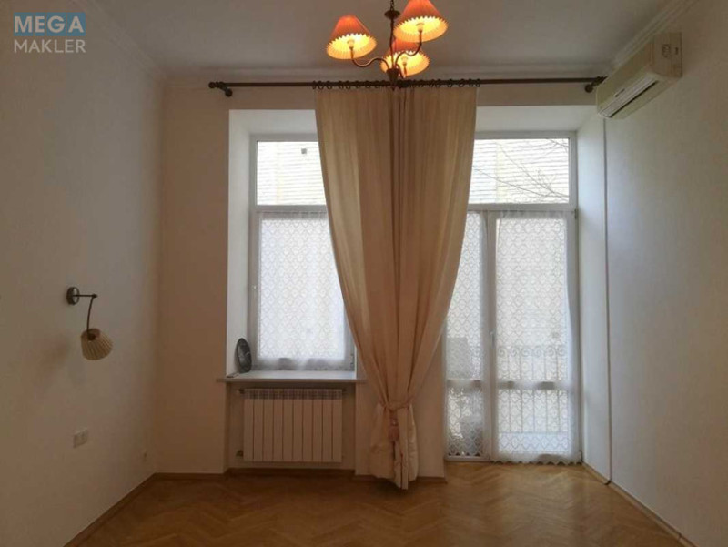 Продаж 5 кімнатної квартири (126/85/18), 3 пов. 5 пов. будинку, <a class="location-link" href="/kiev/" title="Недвижимость Київ">Київ</a>, <a class="location-link" href="/kiev/shevchenkovskij/" title="Недвижимость Шевченківський район">Шевченківський р-н</a>, Січових Стрільців вул., 58/2 (изображение 4)