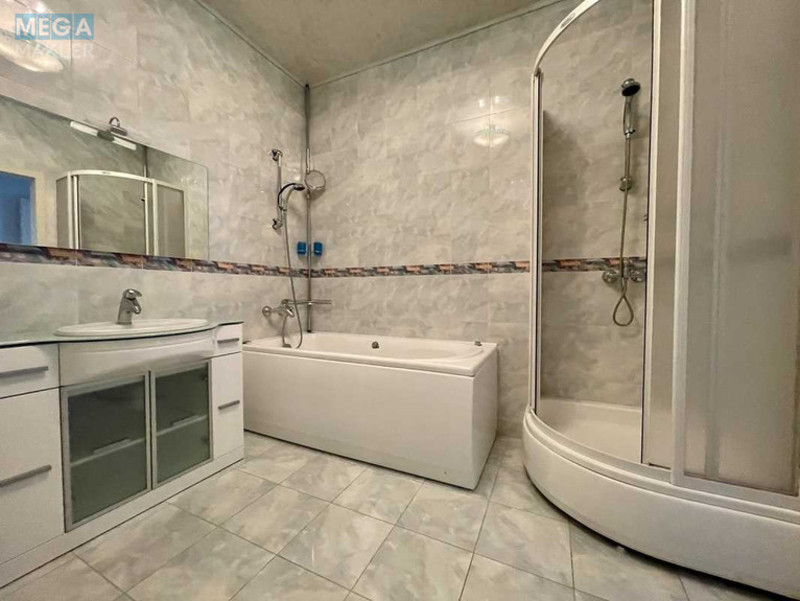 Продаж 5 кімнатної квартири (126/85/18), 3 пов. 5 пов. будинку, <a class="location-link" href="/kiev/" title="Недвижимость Київ">Київ</a>, <a class="location-link" href="/kiev/shevchenkovskij/" title="Недвижимость Шевченківський район">Шевченківський р-н</a>, Січових Стрільців вул., 58/2 (изображение 7)