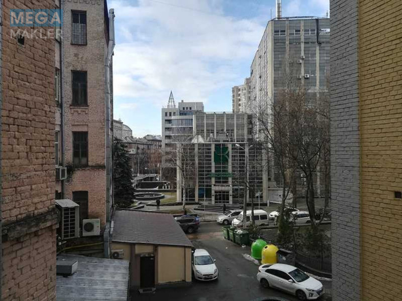 Продаж 5 кімнатної квартири (126/85/18), 3 пов. 5 пов. будинку, <a class="location-link" href="/kiev/" title="Недвижимость Київ">Київ</a>, <a class="location-link" href="/kiev/shevchenkovskij/" title="Недвижимость Шевченківський район">Шевченківський р-н</a>, Січових Стрільців вул., 58/2 (изображение 12)