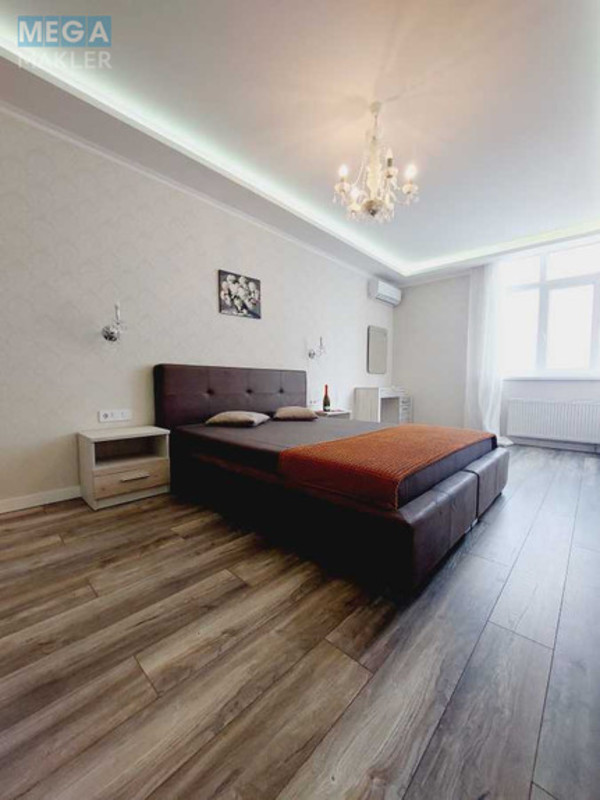 Продаж 2 кімнатної квартири (70/36/12), 12 пов. 16 пов. будинку, <a class="location-link" href="/kiev/" title="Недвижимость Київ">Київ</a>, <a class="location-link" href="/kiev/solomenskij/" title="Недвижимость Солом'янський район">Солом'янський р-н</a>, Академика Каблукова ул., 21 (изображение 2)