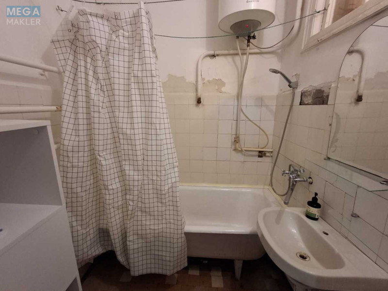 Оренда 2 кімнатної квартири, <a class="location-link" href="/kiev/" title="Недвижимость Київ">Київ</a>, <a class="location-link" href="/kiev/goloseevskij/" title="Недвижимость Голосіївський район">Голосіївський р-н</a>, Велика Китаївська вул., 83 (изображение 3)