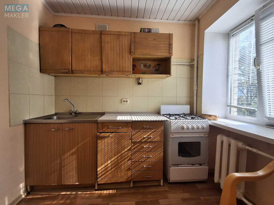 Оренда 1 кімнатної квартири, <a class="location-link" href="/kiev/" title="Недвижимость Київ">Київ</a>, <a class="location-link" href="/kiev/darnickij/" title="Недвижимость Дарницький район">Дарницький р-н</a>, Юрия Пасхалина ул., 7 (изображение 2)