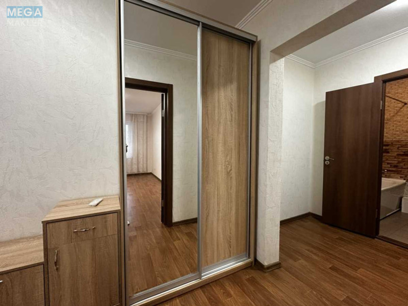 Продаж 1 кімнатної квартири (43/18/9,5), 12 пов. 25 пов. будинку, <a class="location-link" href="/kiev/" title="Недвижимость Київ">Київ</a>, <a class="location-link" href="/kiev/goloseevskij/" title="Недвижимость Голосіївський район">Голосіївський р-н</a>, Моторний пров., 11 (изображение 8)