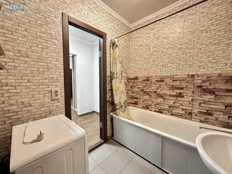 Продаж 1 кімнатної квартири (43/18/9,5), 12 пов. 25 пов. будинку, <a class="location-link" href="/kiev/" title="Недвижимость Київ">Київ</a>, <a class="location-link" href="/kiev/goloseevskij/" title="Недвижимость Голосіївський район">Голосіївський р-н</a>, Моторний пров., 11 (изображение 11)