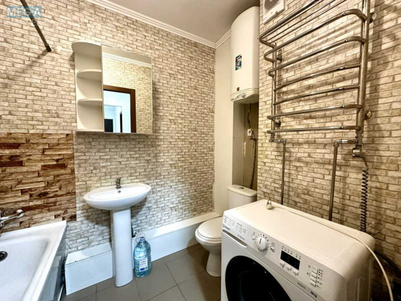 Продаж 1 кімнатної квартири (43/18/9,5), 12 пов. 25 пов. будинку, <a class="location-link" href="/kiev/" title="Недвижимость Київ">Київ</a>, <a class="location-link" href="/kiev/goloseevskij/" title="Недвижимость Голосіївський район">Голосіївський р-н</a>, Моторний пров., 11 (изображение 12)