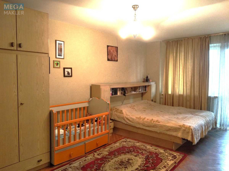 Оренда 2 кімнатної квартири, <a class="location-link" href="/kiev/" title="Недвижимость Київ">Київ</a>, <a class="location-link" href="/kiev/podolskij/" title="Недвижимость Подільський район">Подільський р-н</a>, Щекавицька вул., 30/39 (изображение 5)