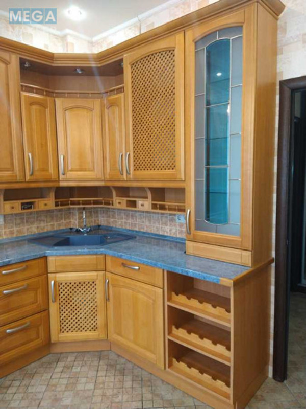 Оренда 3 кімнатної квартири, <a class="location-link" href="/kiev/" title="Недвижимость Київ">Київ</a>, <a class="location-link" href="/kiev/podolskij/" title="Недвижимость Подільський район">Подільський р-н</a>, Кирилівська вул. (изображение 19)