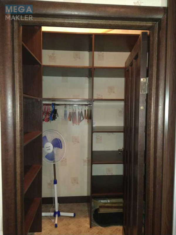 Оренда 3 кімнатної квартири, <a class="location-link" href="/kiev/" title="Недвижимость Київ">Київ</a>, <a class="location-link" href="/kiev/podolskij/" title="Недвижимость Подільський район">Подільський р-н</a>, Кирилівська вул. (изображение 23)