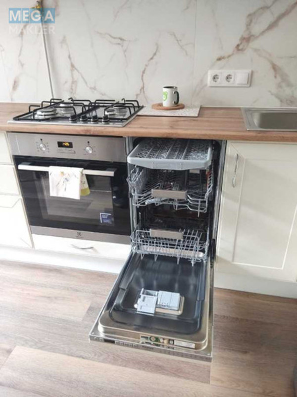 Оренда 3 кімнатної квартири, <a class="location-link" href="/kiev/" title="Недвижимость Київ">Київ</a>, <a class="location-link" href="/kiev/pecherskij/" title="Недвижимость Печерський район">Печерський р-н</a>, Анри Барбюса ул., 26 (изображение 3)