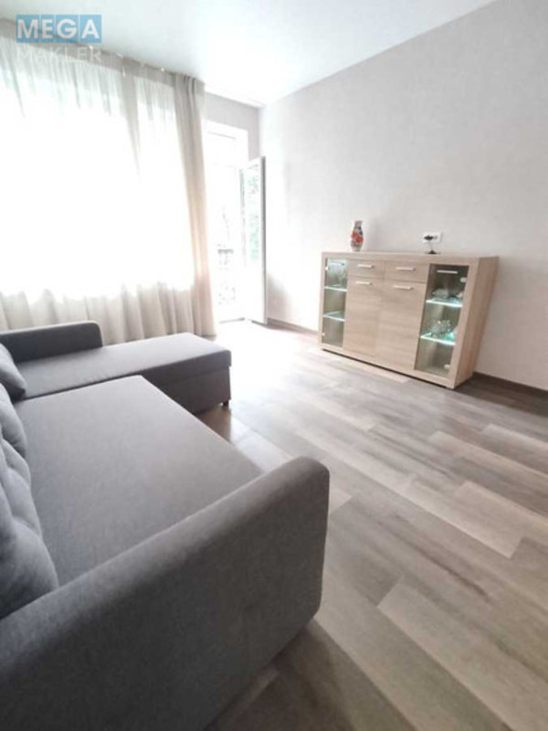 Оренда 3 кімнатної квартири, <a class="location-link" href="/kiev/" title="Недвижимость Київ">Київ</a>, <a class="location-link" href="/kiev/pecherskij/" title="Недвижимость Печерський район">Печерський р-н</a>, Анри Барбюса ул., 26 (изображение 4)