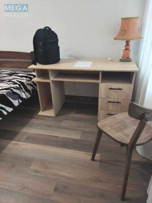 Оренда 3 кімнатної квартири, <a class="location-link" href="/kiev/" title="Недвижимость Київ">Київ</a>, <a class="location-link" href="/kiev/pecherskij/" title="Недвижимость Печерський район">Печерський р-н</a>, Анри Барбюса ул., 26 (изображение 8)