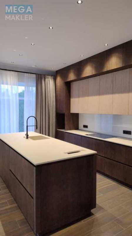 Продаж дома, 1&nbsp; поверх, 175&nbsp;кв.м, 4&nbsp;кімнати, ділянка 5&nbsp;соток, <a class="location-link" href="/dmitrovka-selo-kv-kievo-svyatoshinskij-rajon/" title="Недвижимость Дмитрівка">Дмитрівка</a>, Привітна, 53 (изображение 3)