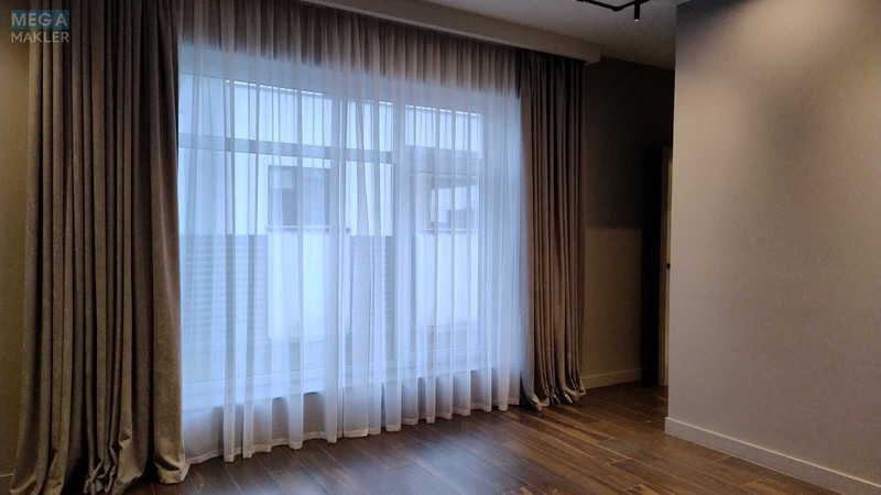 Продаж дома, 1&nbsp; поверх, 175&nbsp;кв.м, 4&nbsp;кімнати, ділянка 5&nbsp;соток, <a class="location-link" href="/dmitrovka-selo-kv-kievo-svyatoshinskij-rajon/" title="Недвижимость Дмитрівка">Дмитрівка</a>, Привітна, 53 (изображение 6)