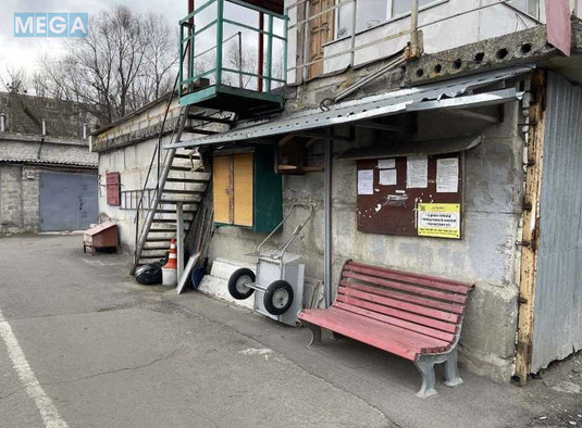 Продаж комерційної нерухомості, 62&nbsp;кв.м, <a class="location-link" href="/kiev/" title="Недвижимость Київ">Київ</a>, <a class="location-link" href="/kiev/svyatoshinskij/" title="Недвижимость Святошинський район">Святошинський р-н</a>, Сімї Сосніних вул., 4 (изображение 7)