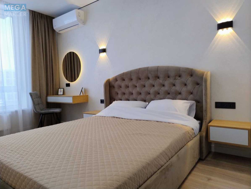 Продаж 2 кімнатної квартири (48/15/22), 8 пов. 25 пов. будинку, <a class="location-link" href="/kiev/" title="Недвижимость Київ">Київ</a>, <a class="location-link" href="/kiev/podolskij/" title="Недвижимость Подільський район">Подільський р-н</a>, Олександра Олеся вул., 5а (изображение 2)