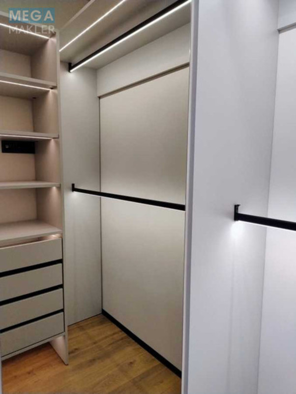 Продаж 2 кімнатної квартири (61/27/22), 16 пов. 16 пов. будинку, <a class="location-link" href="/kiev/" title="Недвижимость Київ">Київ</a>, <a class="location-link" href="/kiev/podolskij/" title="Недвижимость Подільський район">Подільський р-н</a>, Олександра Олеся вул., 5 (изображение 5)