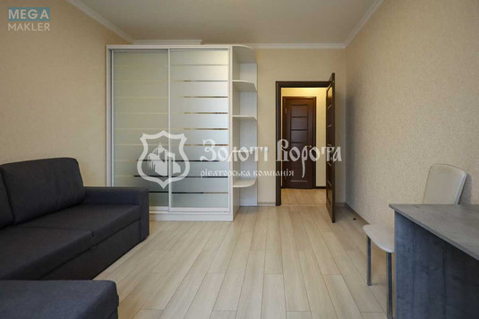 Продаж 3 кімнатної квартири (86/54/10), 16 пов. 25 пов. будинку, <a class="location-link" href="/kiev/" title="Недвижимость Київ">Київ</a>, <a class="location-link" href="/kiev/shevchenkovskij/" title="Недвижимость Шевченківський район">Шевченківський р-н</a>, Сікорського вул., 4д (изображение 8)