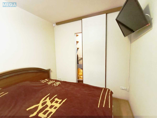 Продаж 2 кімнатної квартири (46/29/7), 1 пов. 5 пов. будинку, <a class="location-link" href="/kiev/" title="Недвижимость Київ">Київ</a>, <a class="location-link" href="/kiev/solomenskij/" title="Недвижимость Солом'янський район">Солом'янський р-н</a>, Академика Стражеско ул., 9 (изображение 10)