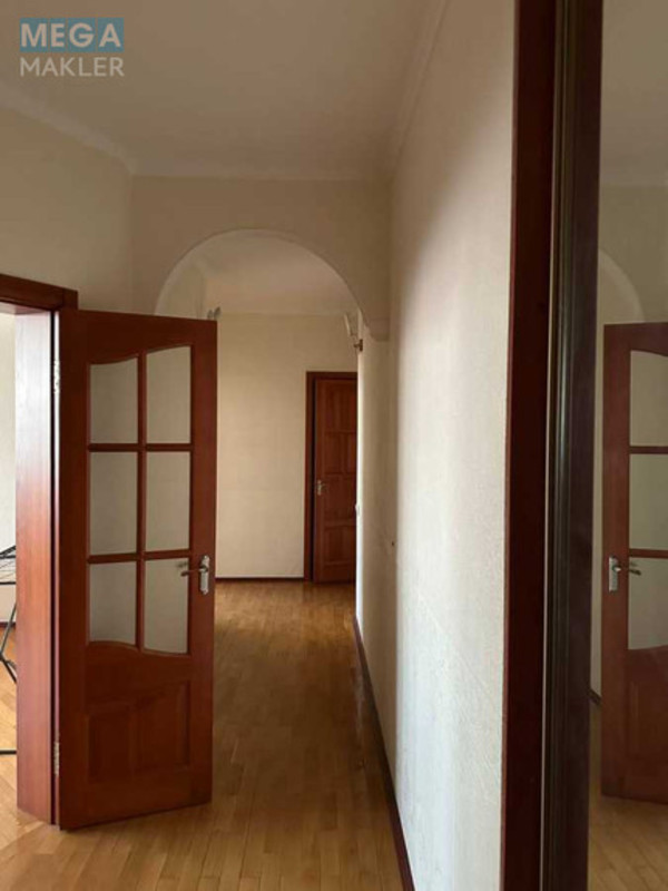 Оренда 3 кімнатної квартири, <a class="location-link" href="/kiev/" title="Недвижимость Київ">Київ</a>, <a class="location-link" href="/kiev/darnickij/" title="Недвижимость Дарницький район">Дарницький р-н</a>, Николая Бажана просп., 16 (изображение 9)