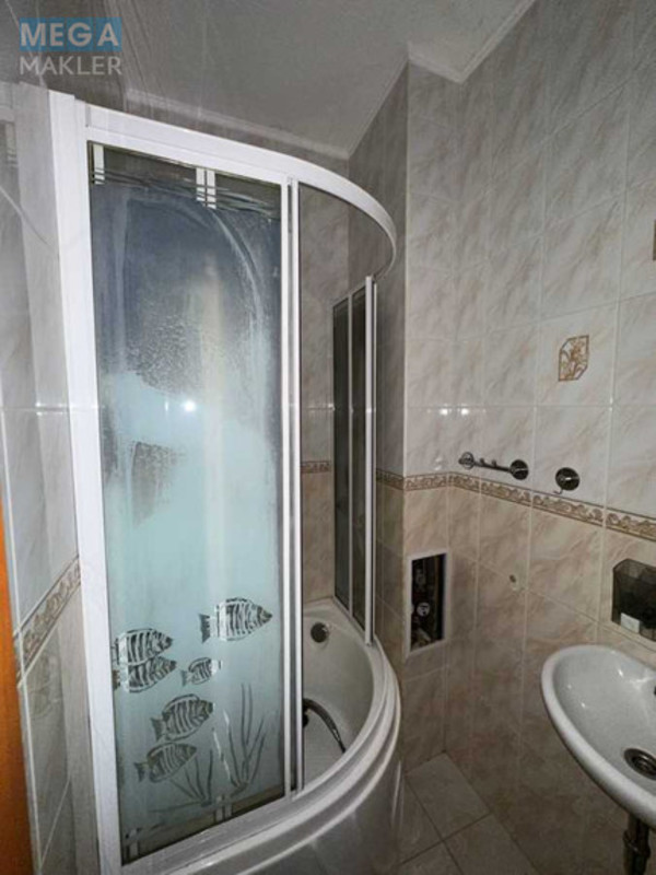 Оренда 3 кімнатної квартири, <a class="location-link" href="/kiev/" title="Недвижимость Київ">Київ</a>, <a class="location-link" href="/kiev/darnickij/" title="Недвижимость Дарницький район">Дарницький р-н</a>, Николая Бажана просп., 16 (изображение 16)