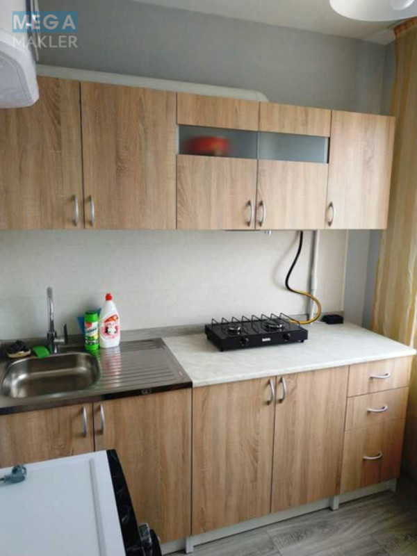 Оренда 2 кімнатної квартири, <a class="location-link" href="/kiev/" title="Недвижимость Київ">Київ</a>, <a class="location-link" href="/kiev/svyatoshinskij/" title="Недвижимость Святошинський район">Святошинський р-н</a>, Генерала Наумова вул., 41 (изображение 2)