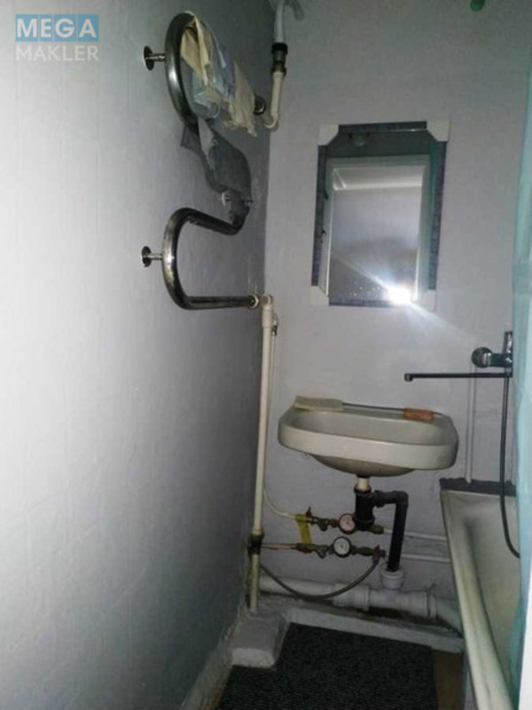 Оренда 2 кімнатної квартири, <a class="location-link" href="/kiev/" title="Недвижимость Київ">Київ</a>, <a class="location-link" href="/kiev/svyatoshinskij/" title="Недвижимость Святошинський район">Святошинський р-н</a>, Генерала Наумова вул., 41 (изображение 7)