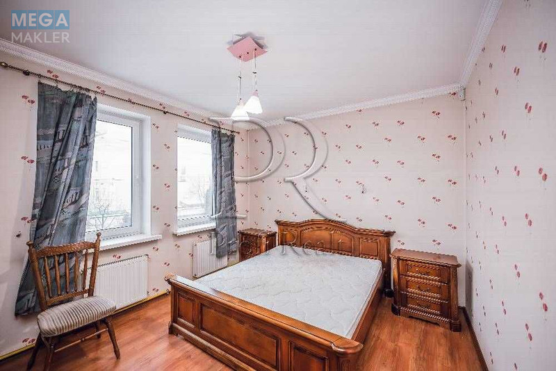 Продаж дома, 3&nbsp;поверху, 230&nbsp;кв.м, 6&nbsp;кімнат, ділянка 6&nbsp;соток, <a class="location-link" href="/kiev/" title="Недвижимость Київ">Київ</a>, <a class="location-link" href="/kiev/darnickij/" title="Недвижимость Дарницький район">Дарницький р-н</a>, 50-а Садова вул., 17 (изображение 16)