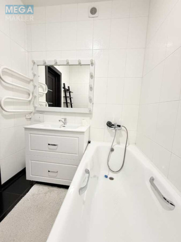 Оренда 2 кімнатної квартири, <a class="location-link" href="/kiev/" title="Недвижимость Київ">Київ</a>, <a class="location-link" href="/kiev/darnickij/" title="Недвижимость Дарницький район">Дарницький р-н</a>, Вишняківська вул., 9 (изображение 7)