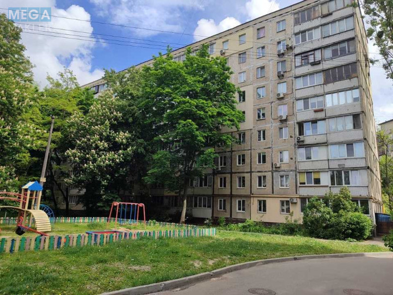 Продаж 3 кімнатної квартири (60/?/?), 6 пов. 9 пов. будинку, <a class="location-link" href="/kiev/" title="Недвижимость Київ">Київ</a>, <a class="location-link" href="/kiev/goloseevskij/" title="Недвижимость Голосіївський район">Голосіївський р-н</a>, Лятошинського вул., 4А (изображение 3)