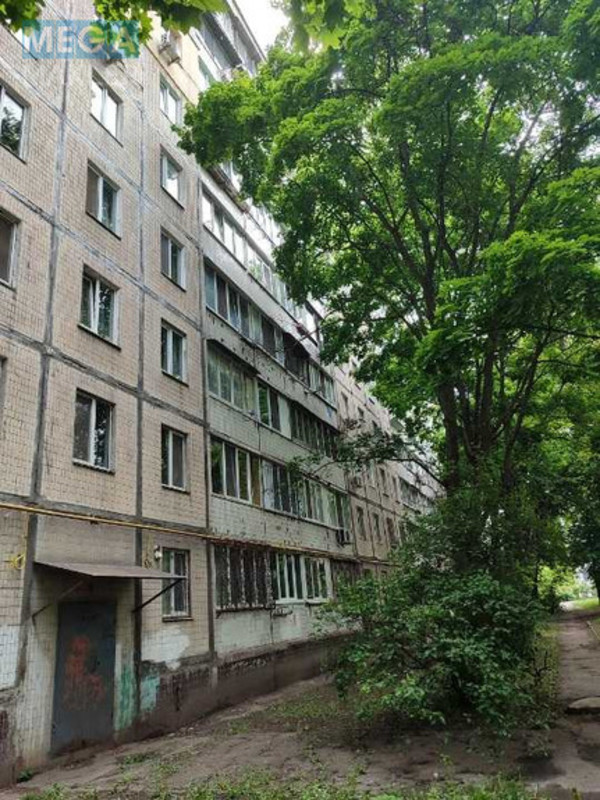 Продаж 3 кімнатної квартири (60/?/?), 6 пов. 9 пов. будинку, <a class="location-link" href="/kiev/" title="Недвижимость Київ">Київ</a>, <a class="location-link" href="/kiev/goloseevskij/" title="Недвижимость Голосіївський район">Голосіївський р-н</a>, Лятошинського вул., 4А (изображение 4)